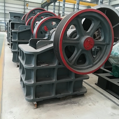 High Manganese Jaw Plate Mobile Mini Stone Rock Crusher 250x400 met 0-300 Ontladingsgrootte