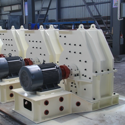 Voedingsgrootte 0-350 mm Draagbare Diesel Kalksteen Steen Mining Equipment Hamer Crusher