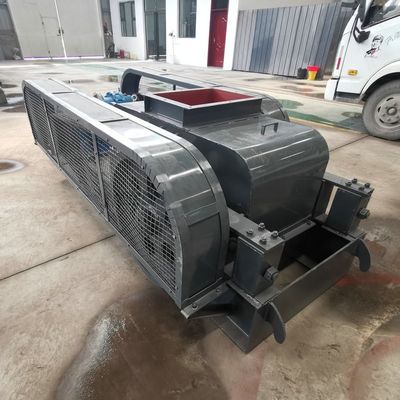 Motor Type AC Coal Gangue Double Toothed Roll Crusher / Stone Gold Twee rolcrusher