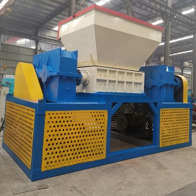 Mobiele dubbele schacht afval ijzer auto schelp metaal shredder machine voor een lange levensduur