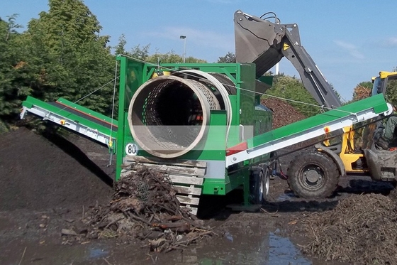 Professionele mobiele roterende schermapparatuur voor energiewinning 3-45 kW Exporteur