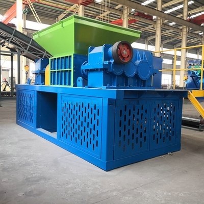 Mobiele dubbele schacht afval ijzer auto schelp metaal shredder machine voor een lange levensduur
