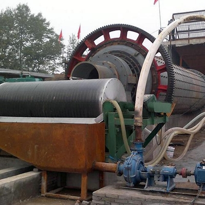 Met een dieselmotor of motor aangedreven natte kogelmolen voor het slijpen van gouderts tegen betaalbare prijzen