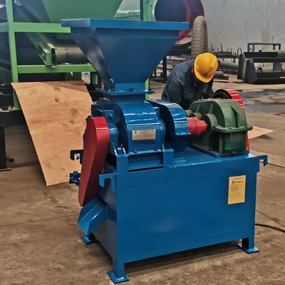 Briketpers voor de productie van machines onder toezicht van geschoolde ingenieurs