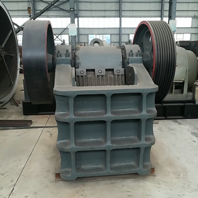 30kw PE400x600 Mobile Small Gold Ore Stone Jaw Crusher Met 1400x1740x1663mm afmetingen