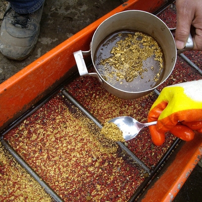 5 tot 10 ton/uur capaciteit Mini Gold Trommel mobiele en mobiele alluviale diamantwasmachine
