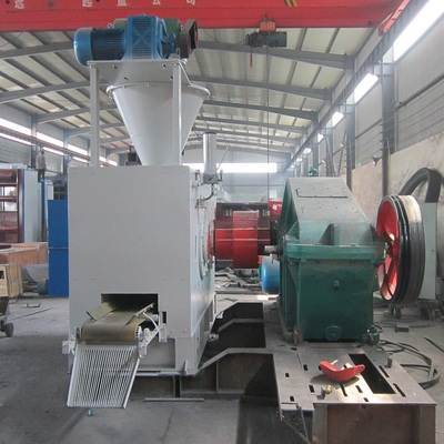 Minder dan 18% materiaalvochtigheid Steenkoolpoeder Briquette-machine met hydraulische pers