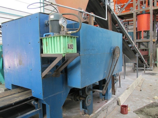 Minder dan 18% materiaalvochtigheid Steenkoolpoeder Briquette-machine met hydraulische pers