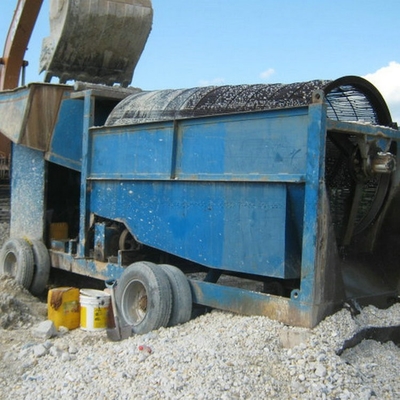 Vervaardigingsfabriek Zandgoudwasapparatuur Mobiele goudwastrommel voor Colombia