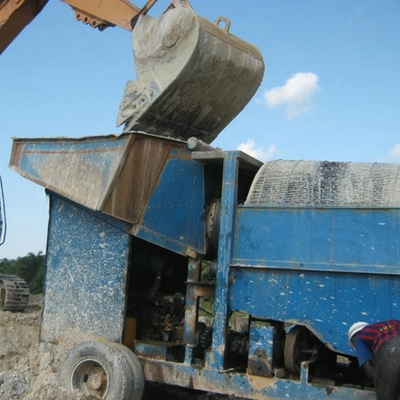 Vervaardigingsfabriek Zandgoudwasapparatuur Mobiele goudwastrommel voor Colombia