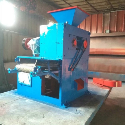 Briquette-machines die zwarte fijnen omzetten in kussenplaatjes en vierkante vormen van de grond