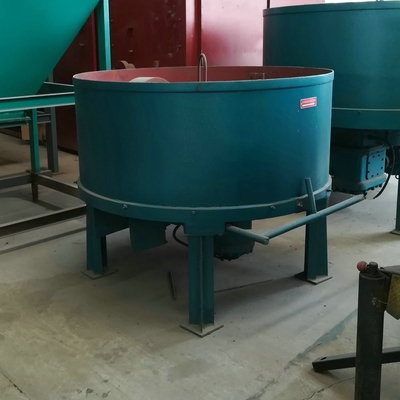 900 KG Wielmalmachine voor steenkool Houtskool Coke IJzerpoedermalmachine