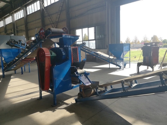 Kleine grootte Materiaal Bolvorm Koeienmest Houtskool IJzer Kolen Briquette Maker