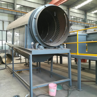 Compostmachine voor vaste afvalstoffen van grote capaciteit met een handige hopperopslagbak