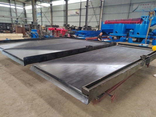 0.5-1.2 ton per uur Kleine goudschaker Tafel voor het scheiden van gouderts Multifunctioneel